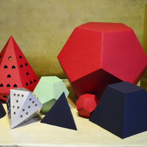 Plastic window display: Plastic window display